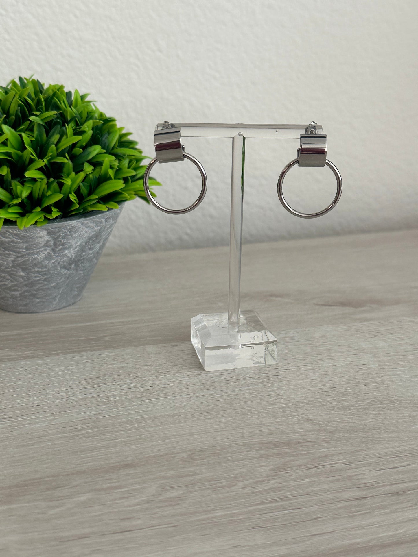 18k PLATED SMALL DOOR KNOCKER EARRINGS
