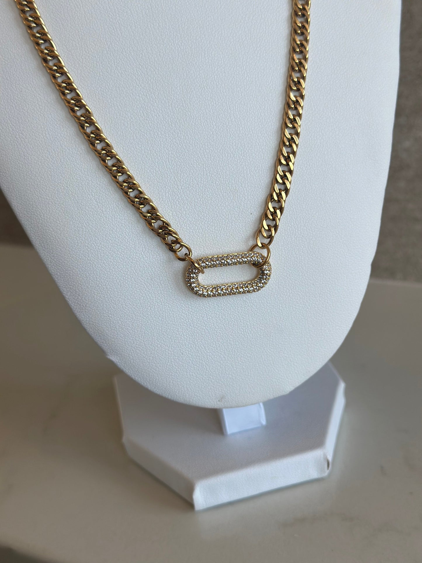 OVAL LINK CZ NECKLACE