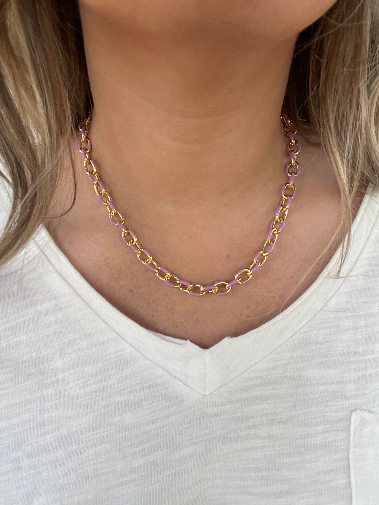GOLD AND NEON CHAIN NECKLACE