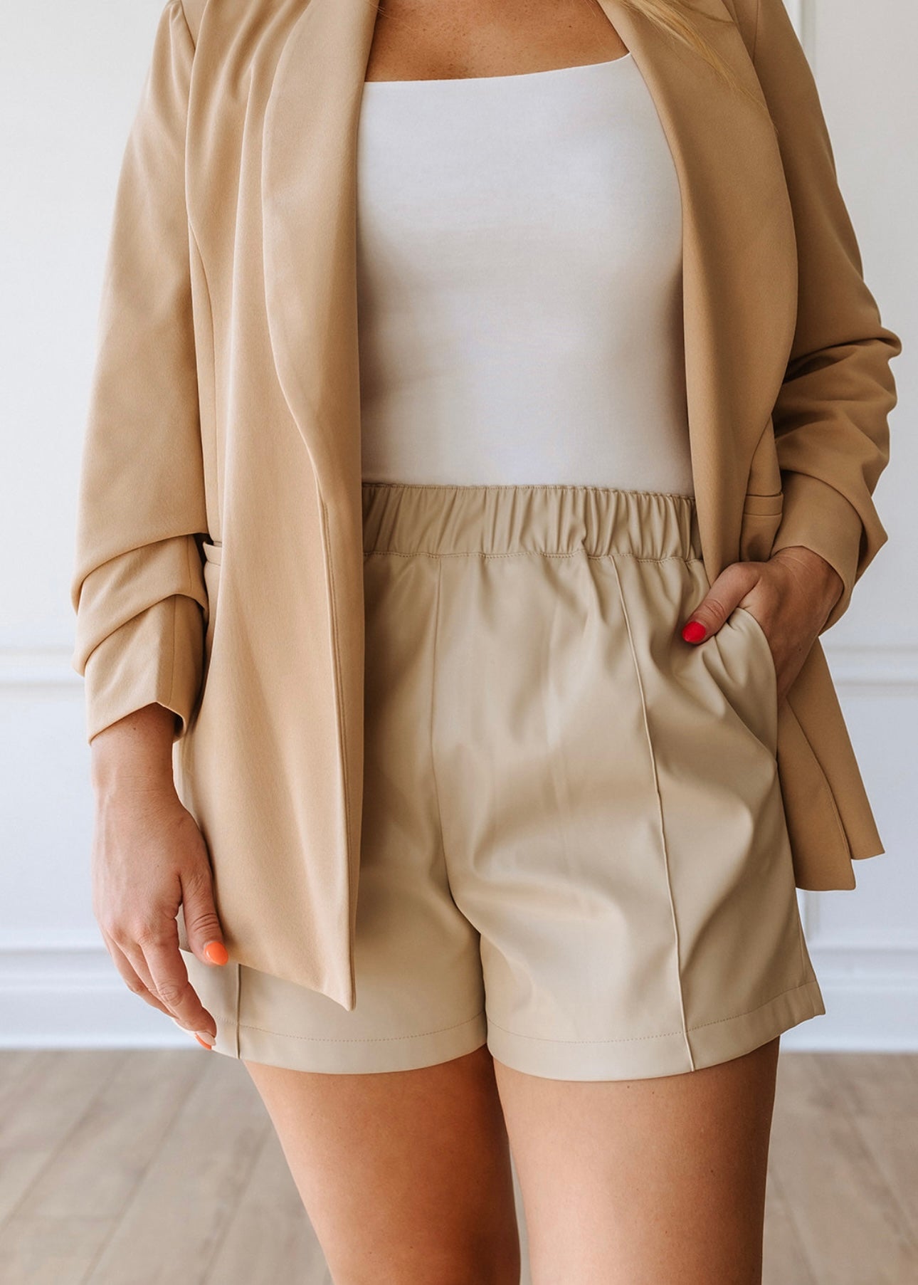 VEGAN LEATHER SHORT