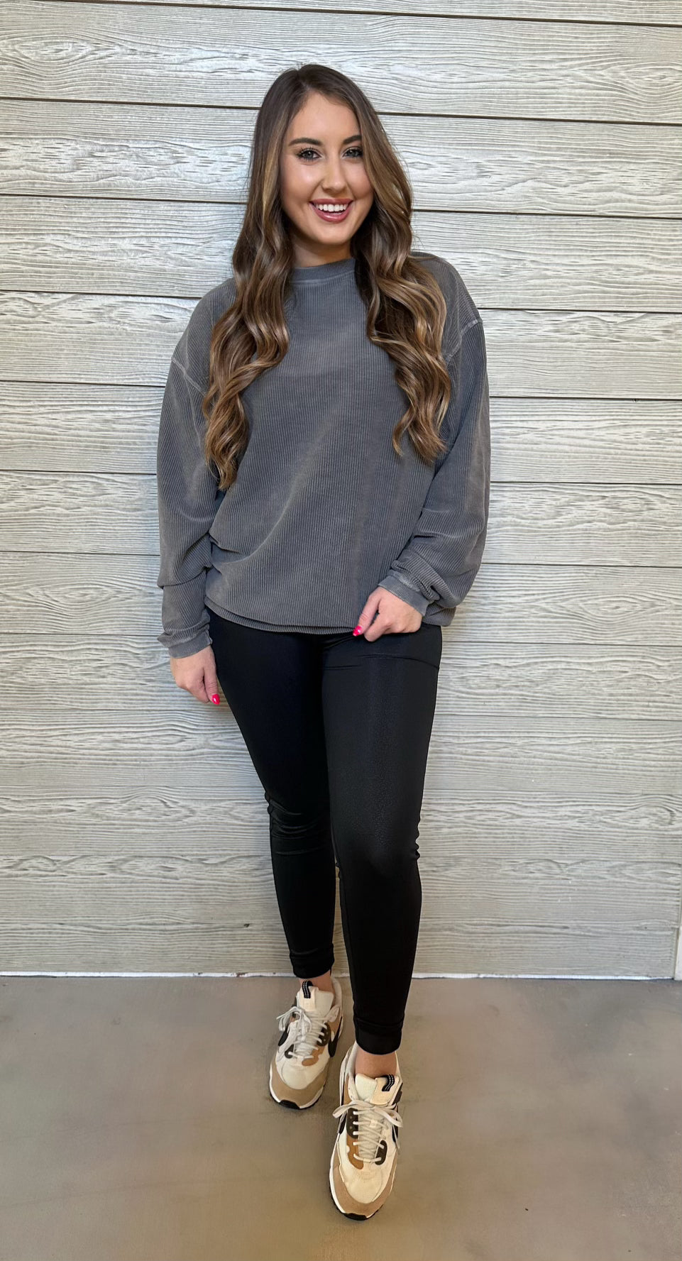 TEXTURED LEGGINGS