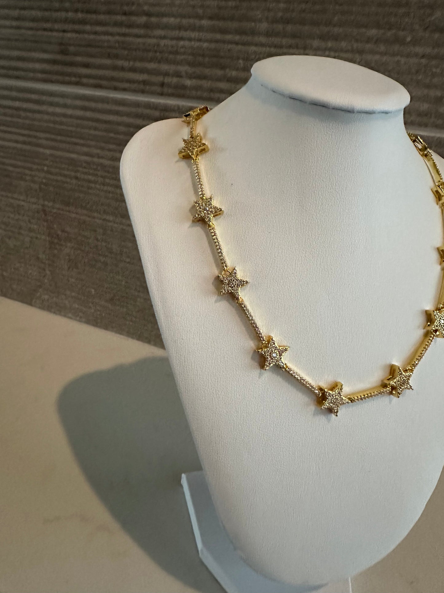 STAR BAR NECKLACE