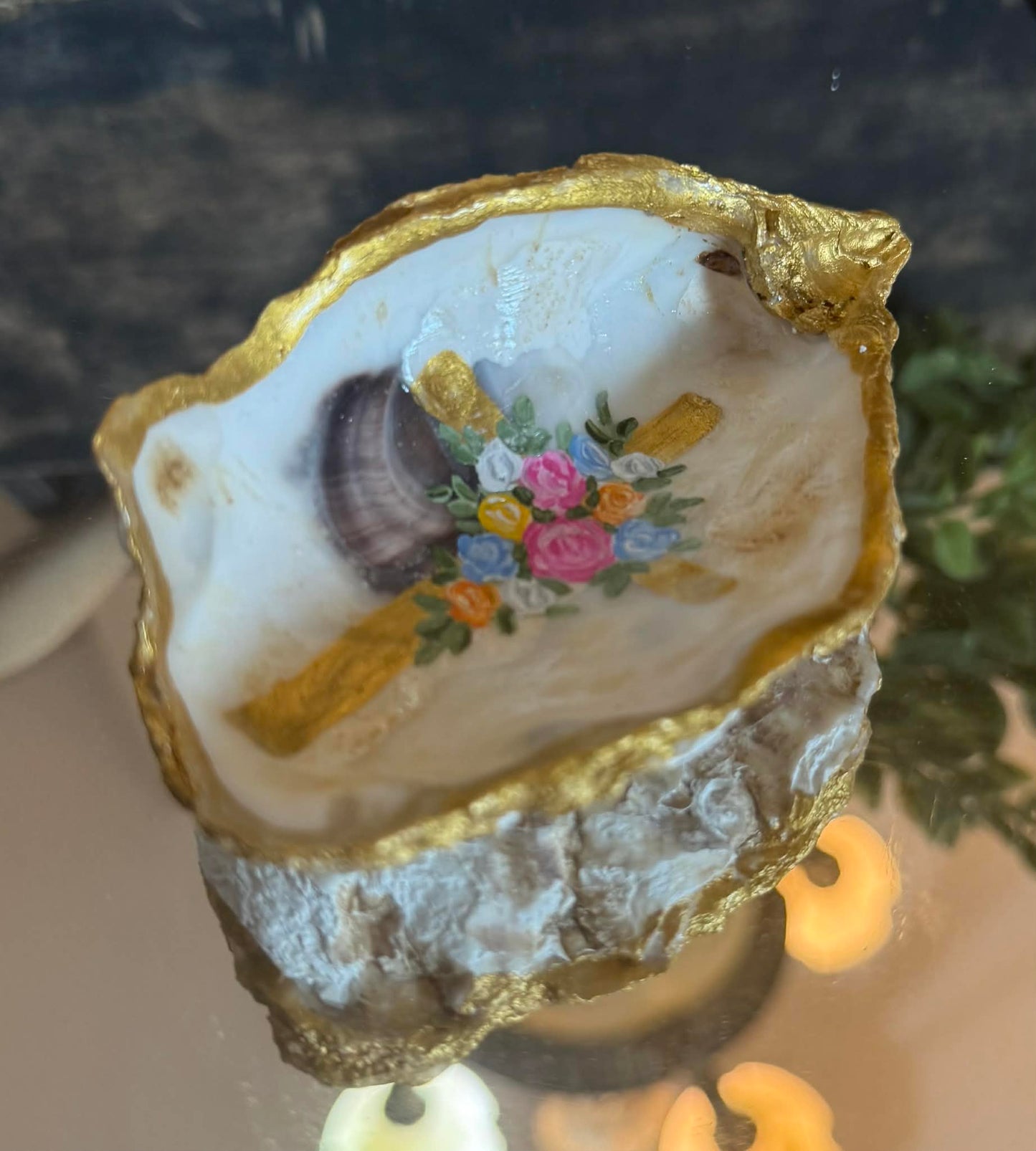 Oyster Jewelry Holder RTS