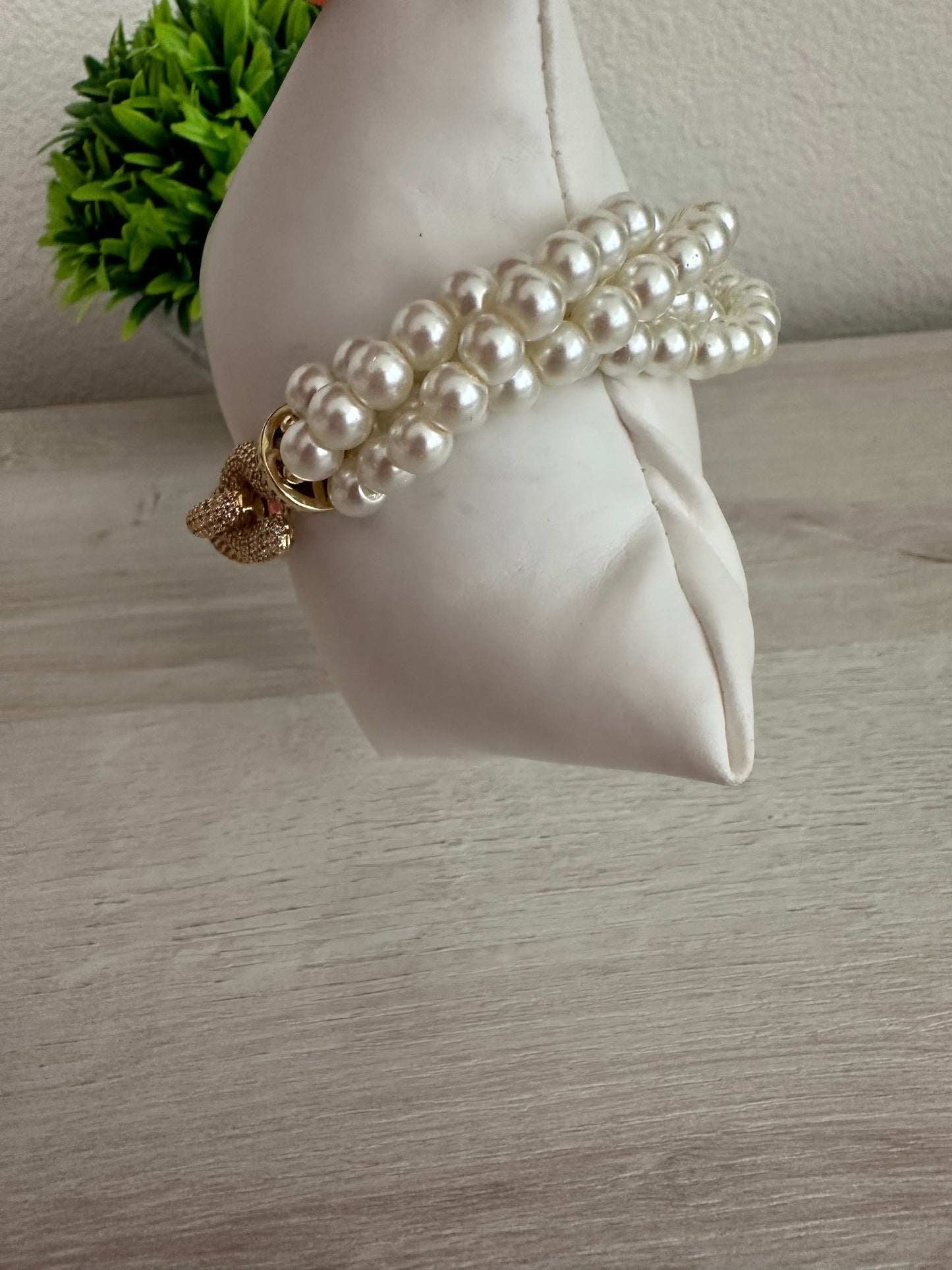 MULTI STRAND PEARL TWIST BRACELET