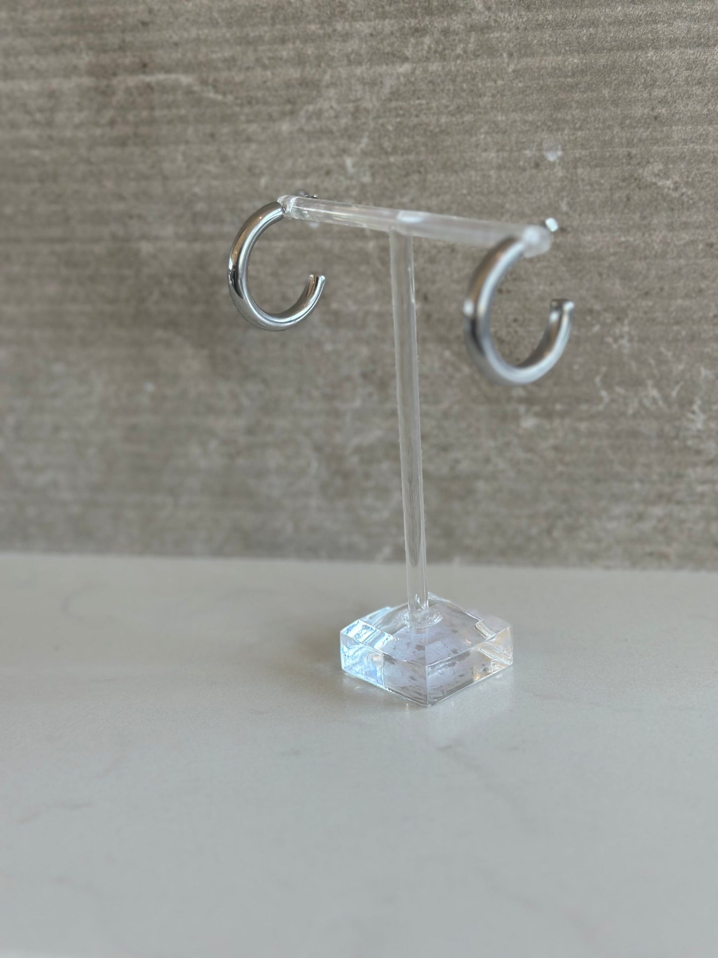 Quinn Chunky Hoops