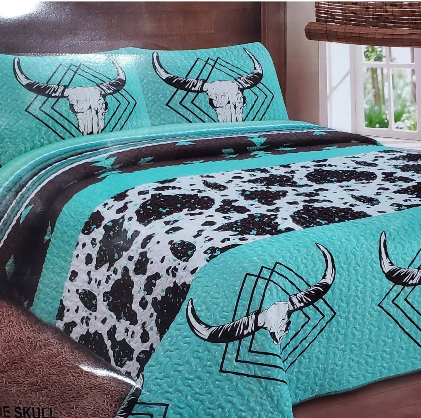 Turquoise Cow Print 3 pc quilt set