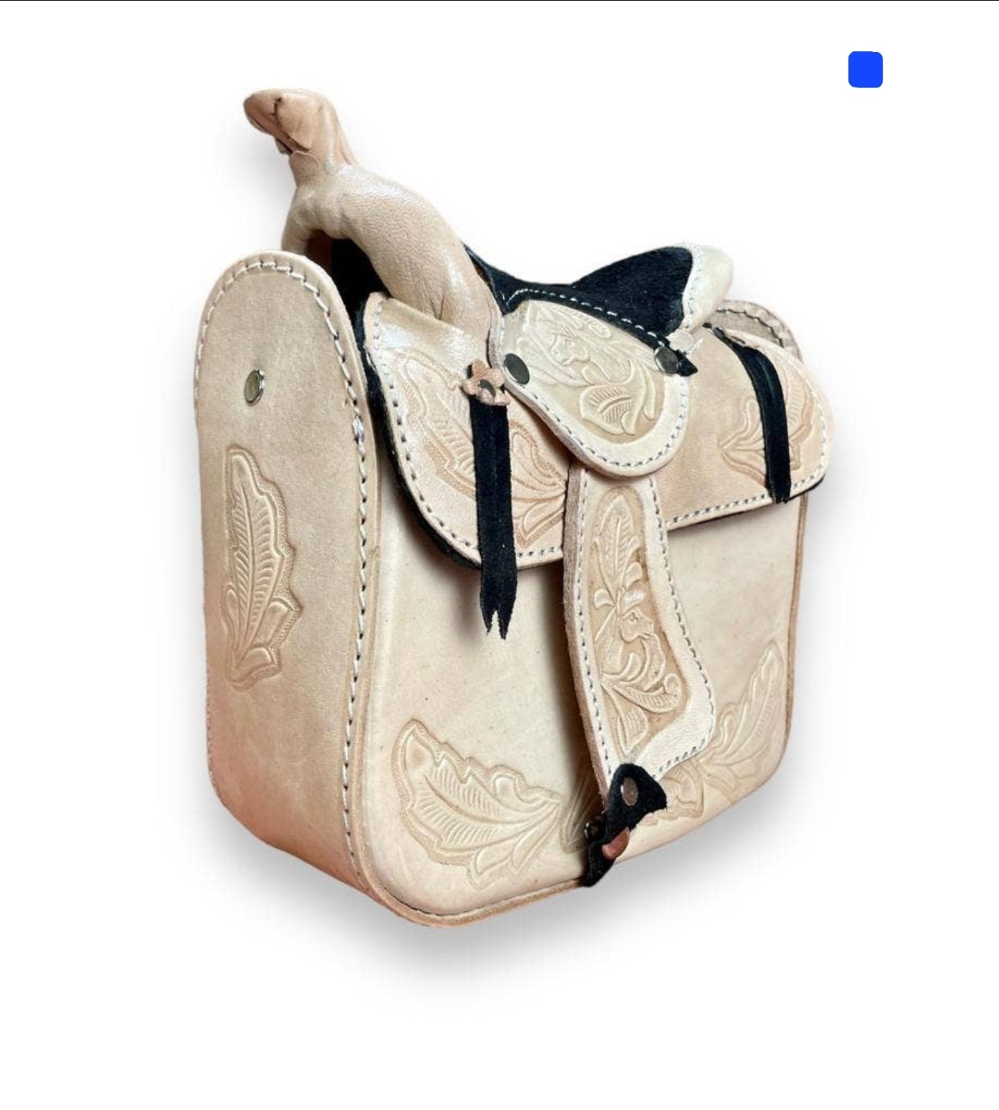 Tooled Saddle Leather Purse