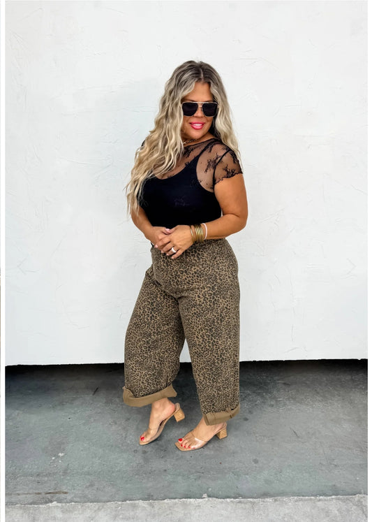 PREORDER- CHEETAH BARREL JEANS