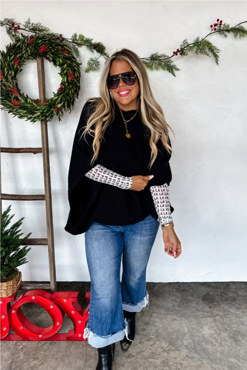 PREORDER- CHRISTMAS MEG PULLOVER PONCHO